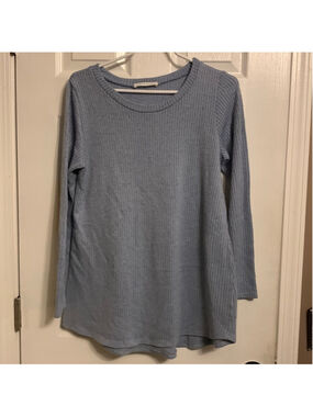 Chris & Carol dusty blue pull over sweater medium